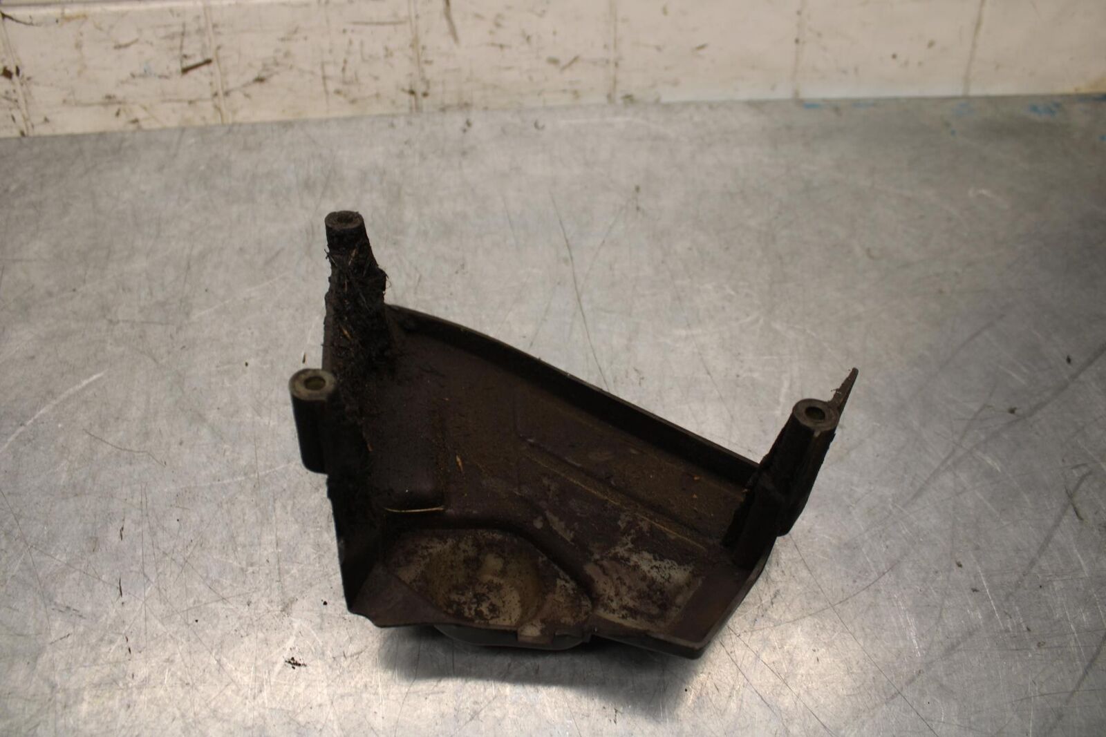 2006 Suzuki SV650S ENGINE SPROCKET COVER BB65