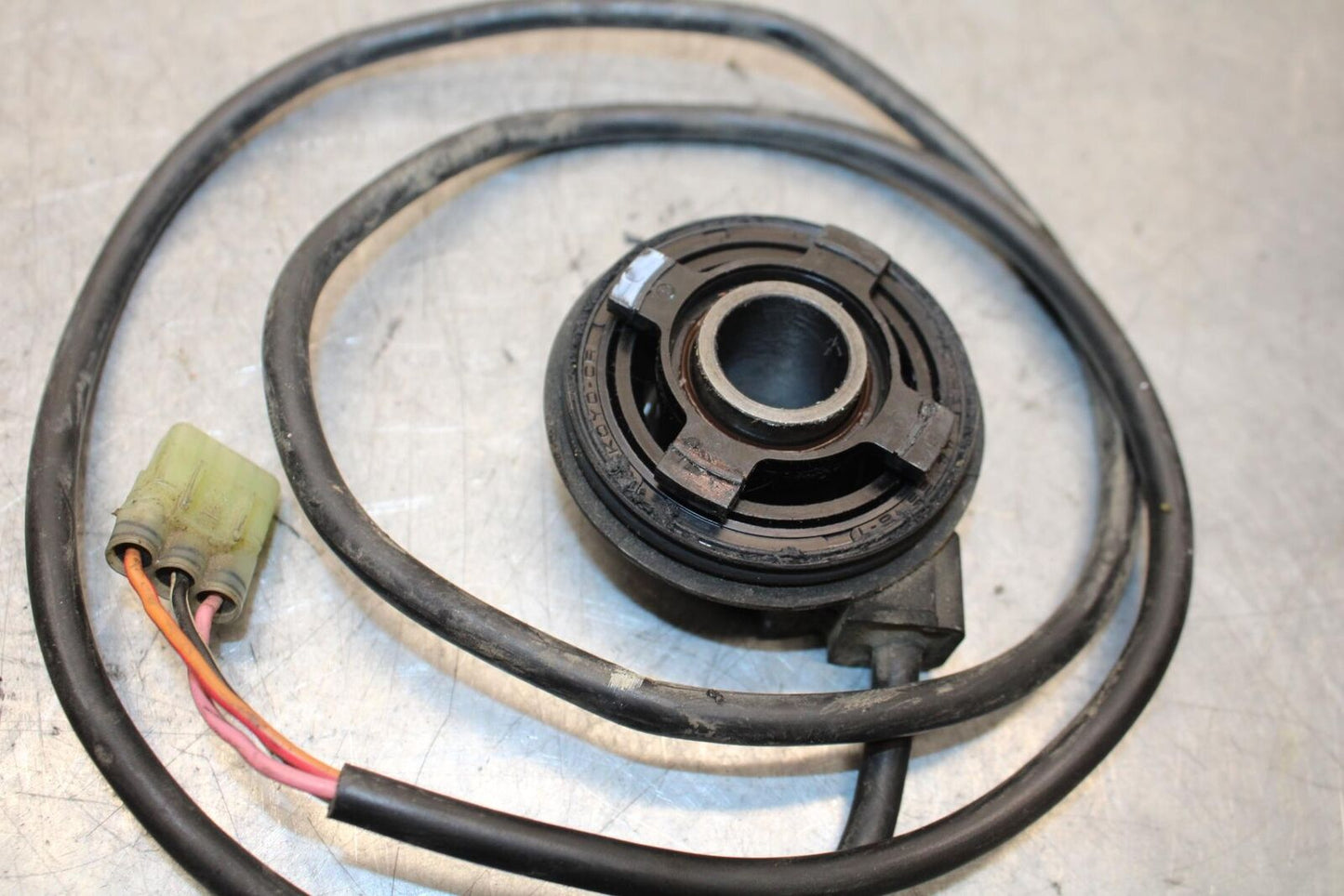 2006 Suzuki SV650S SPEED DRIVE GEAR HUB with CABLE BB65