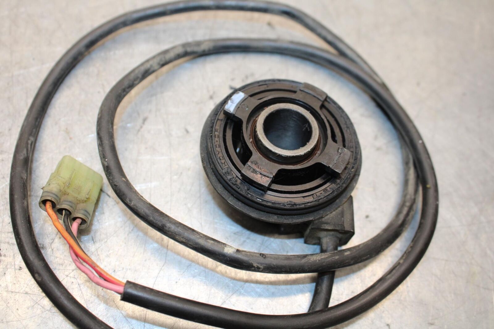2006 Suzuki SV650S SPEED DRIVE GEAR HUB with CABLE BB65