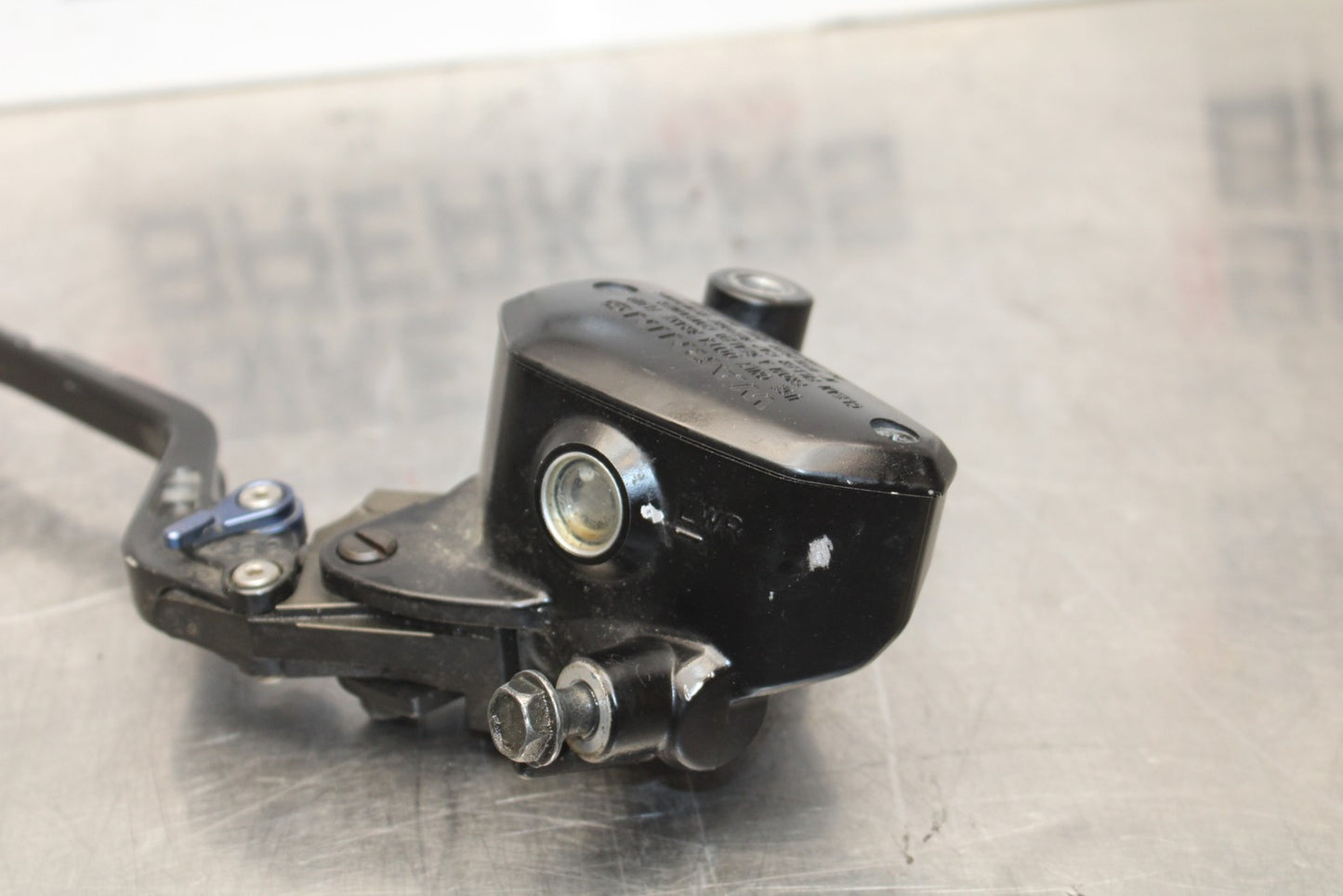 09-10 KAWASAKI ER-6N FRONT BRAKE MASTER CYLINDER w/ LEVER BB205