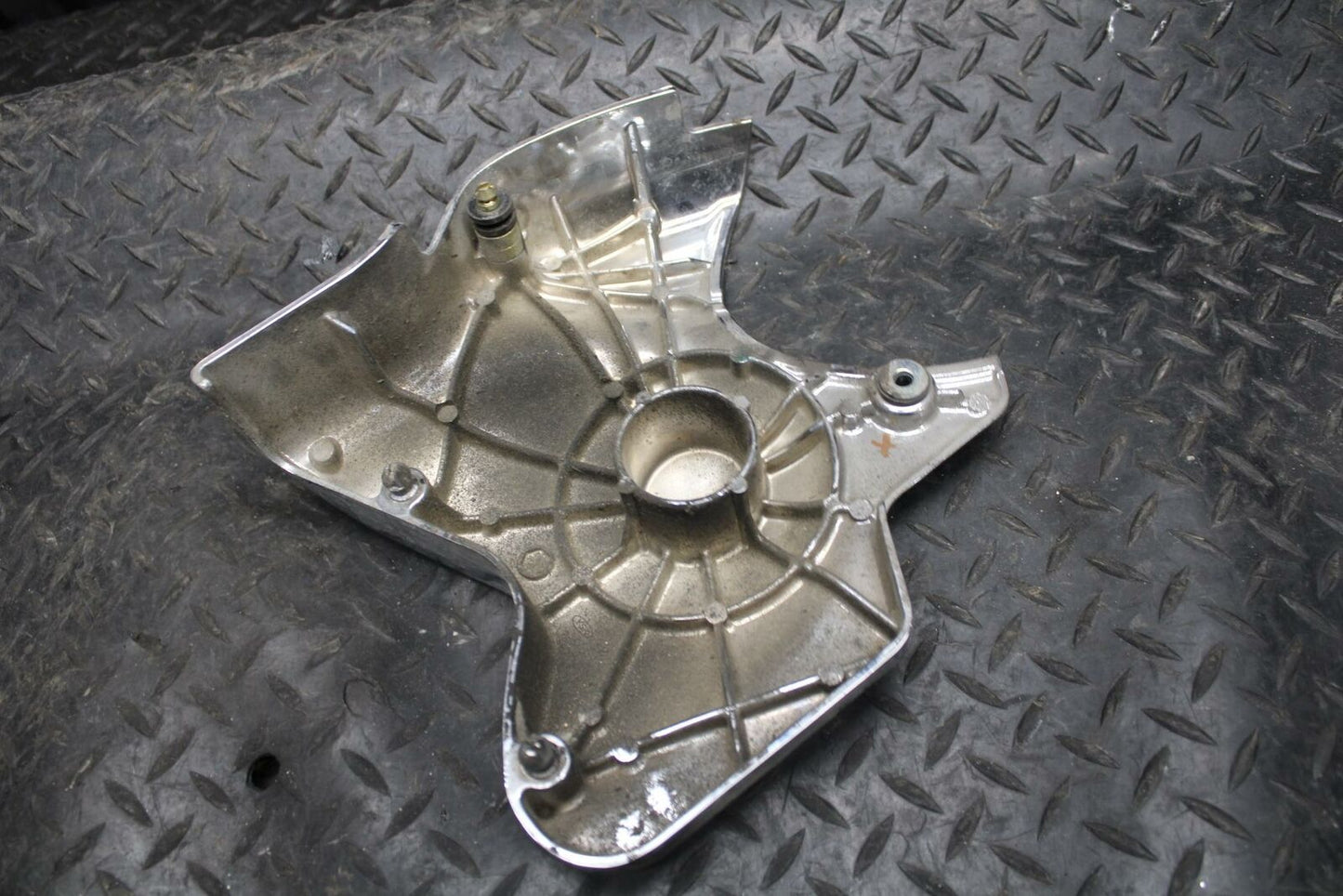 03-05 HONDA SHADOW CLASSIC 750 ENGINE SPROCKET COVER BB229