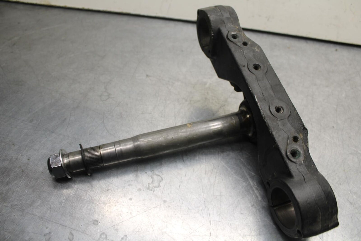 2007 Yamaha V Star 1300 XVS1300A FRONT FORKS CLAMP LOWER TRIPLE TREE STEM BB78