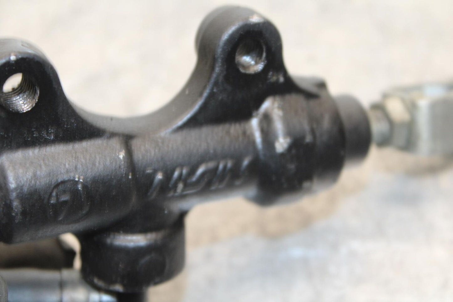 08-11 TRIUMPH SPEED TRIPLE REAR BACK BRAKE MASTER CYLINDER W RESERVOIR BB102