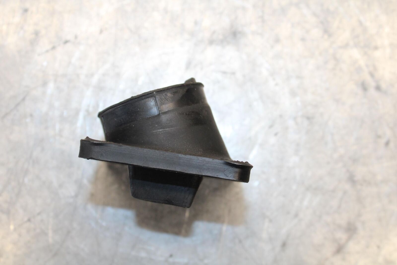 1974 Yamaha RD350 INTAKE MANIFOLD PAIR BB53