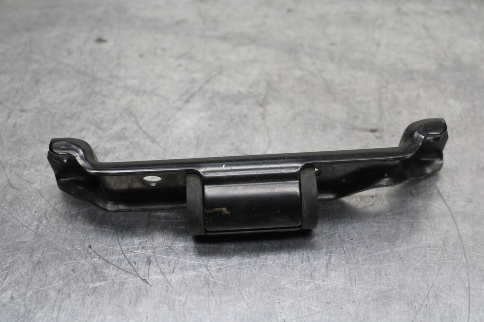 12-13 KAWASAKI Z1000 GAS TANK FUEL CELL PETROL RESERVOIR BRACKET MOUNT BB743