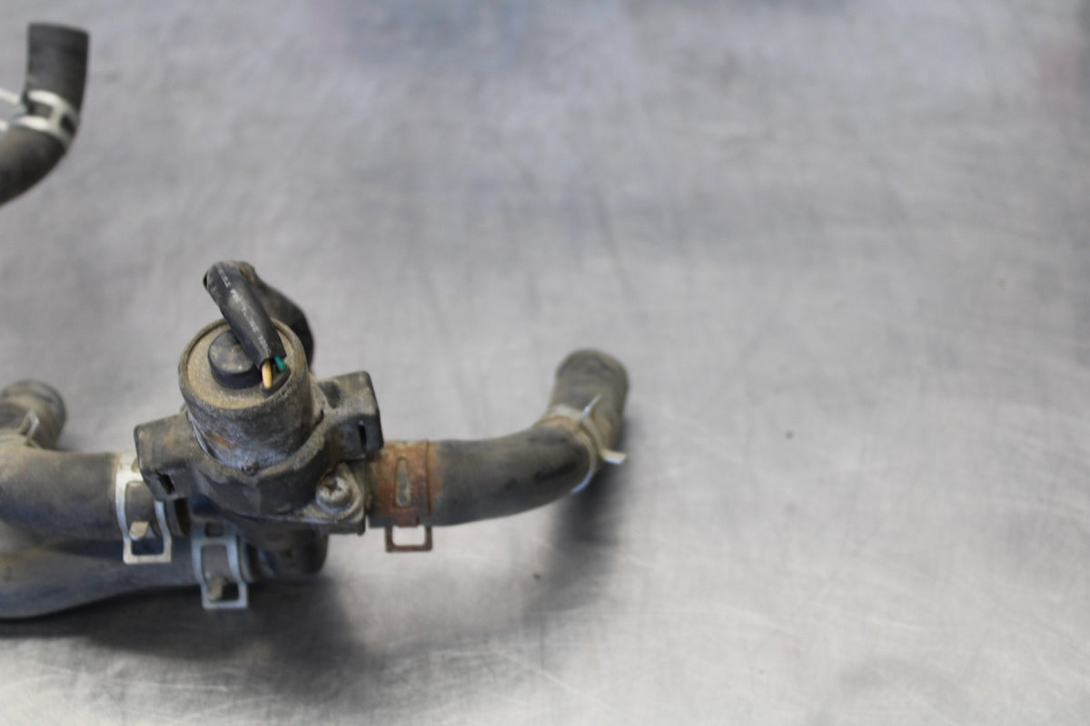 03-04 YAMAHA YZF R6 AIR VALVE SOLENOID TOP ENGINE SWITCH SENSOR BB890