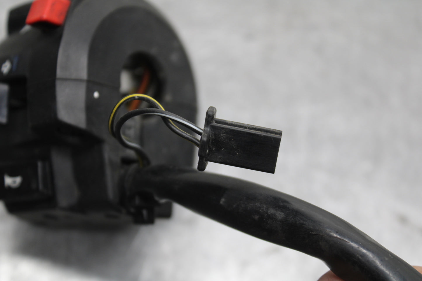06-07 SUZUKI GSXR750 LEFT CLIP ON HANDLE HORN SIGNALS SWITCH SWITCHES BB670