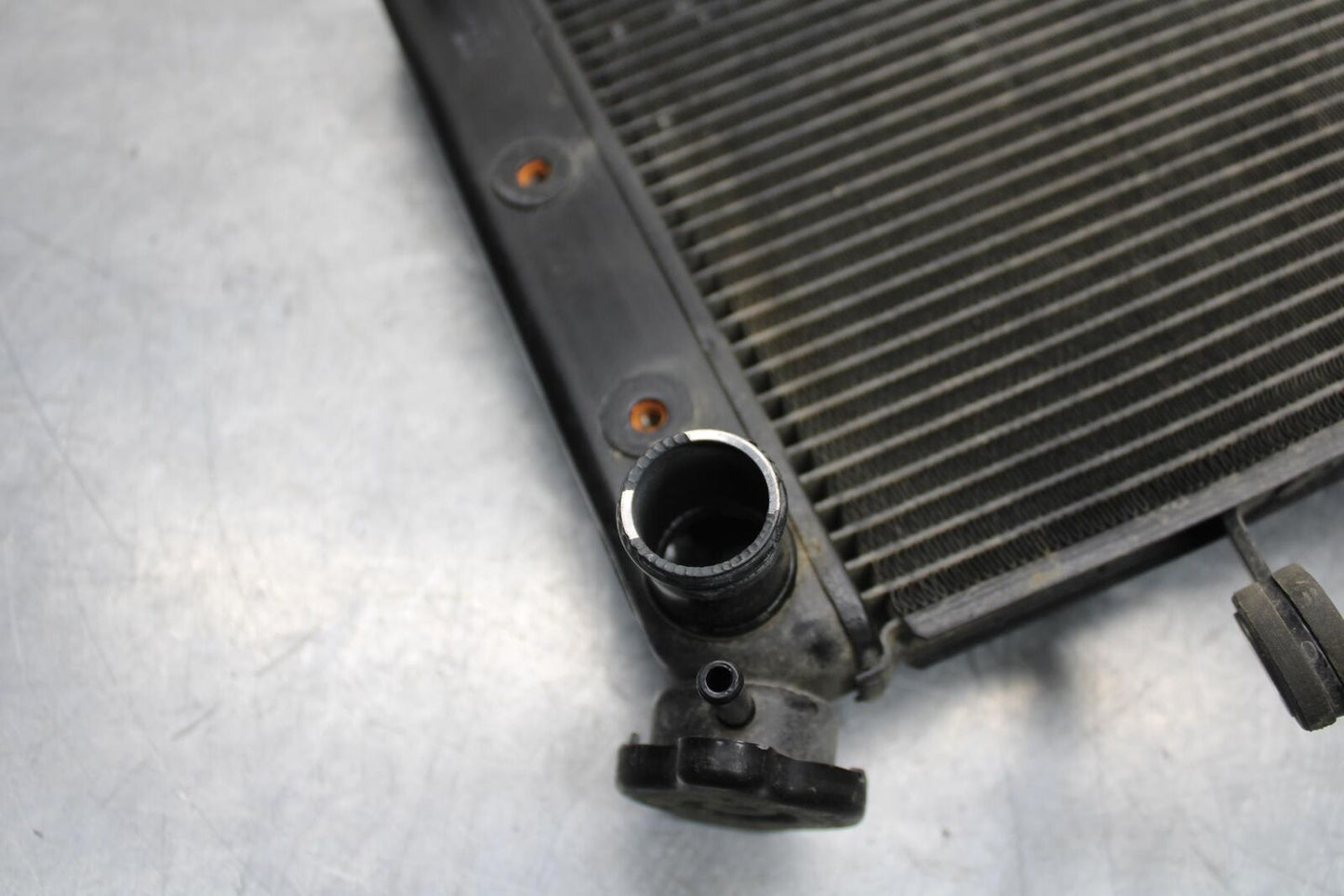 2012 Yamaha FZ8 ENGINE RADIATOR MOTOR COOLER COOLING RADIATER BB550