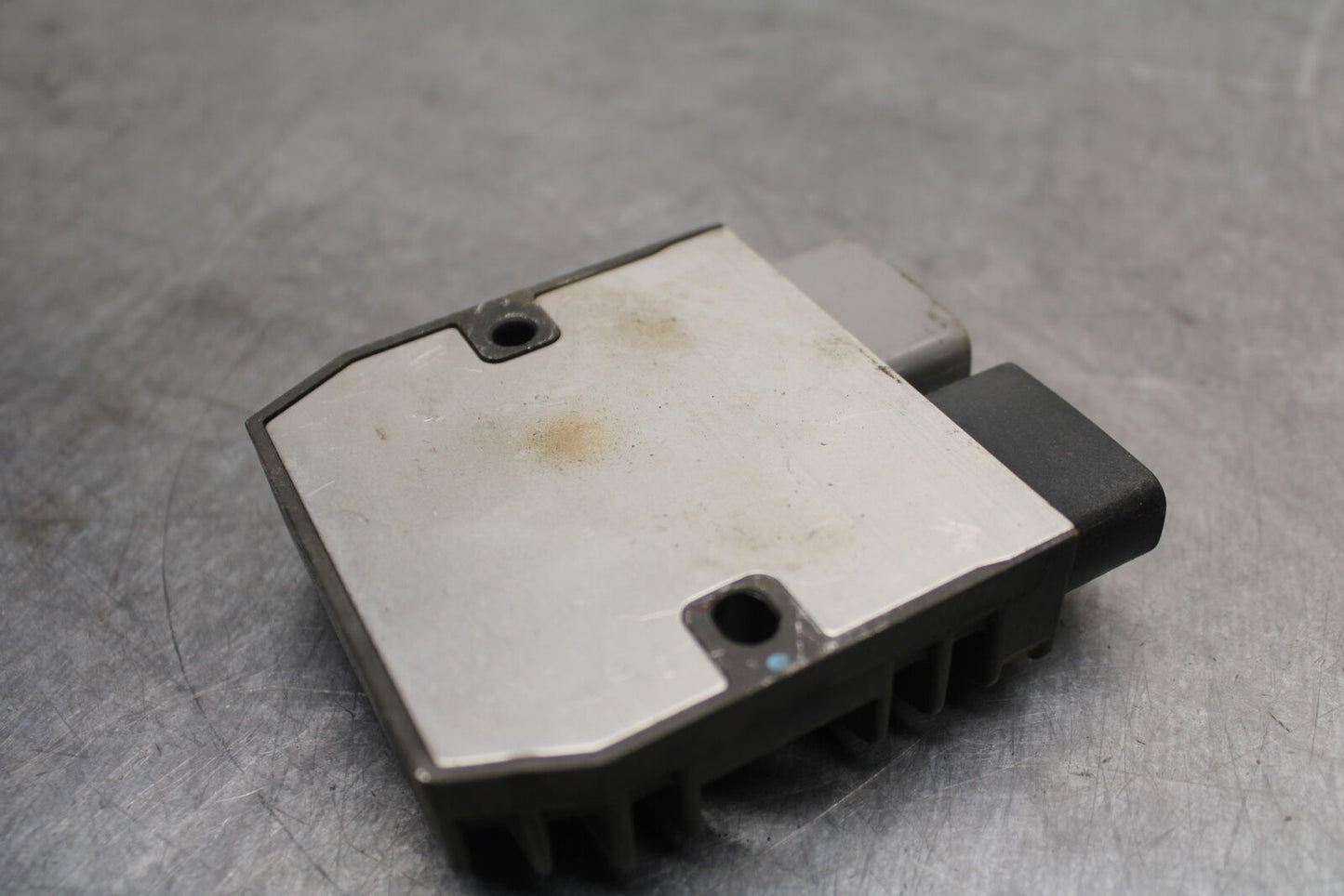 07-08 YAMAHA YZF R1 RECTIFIER VOLTAGE REGULATOR BB724