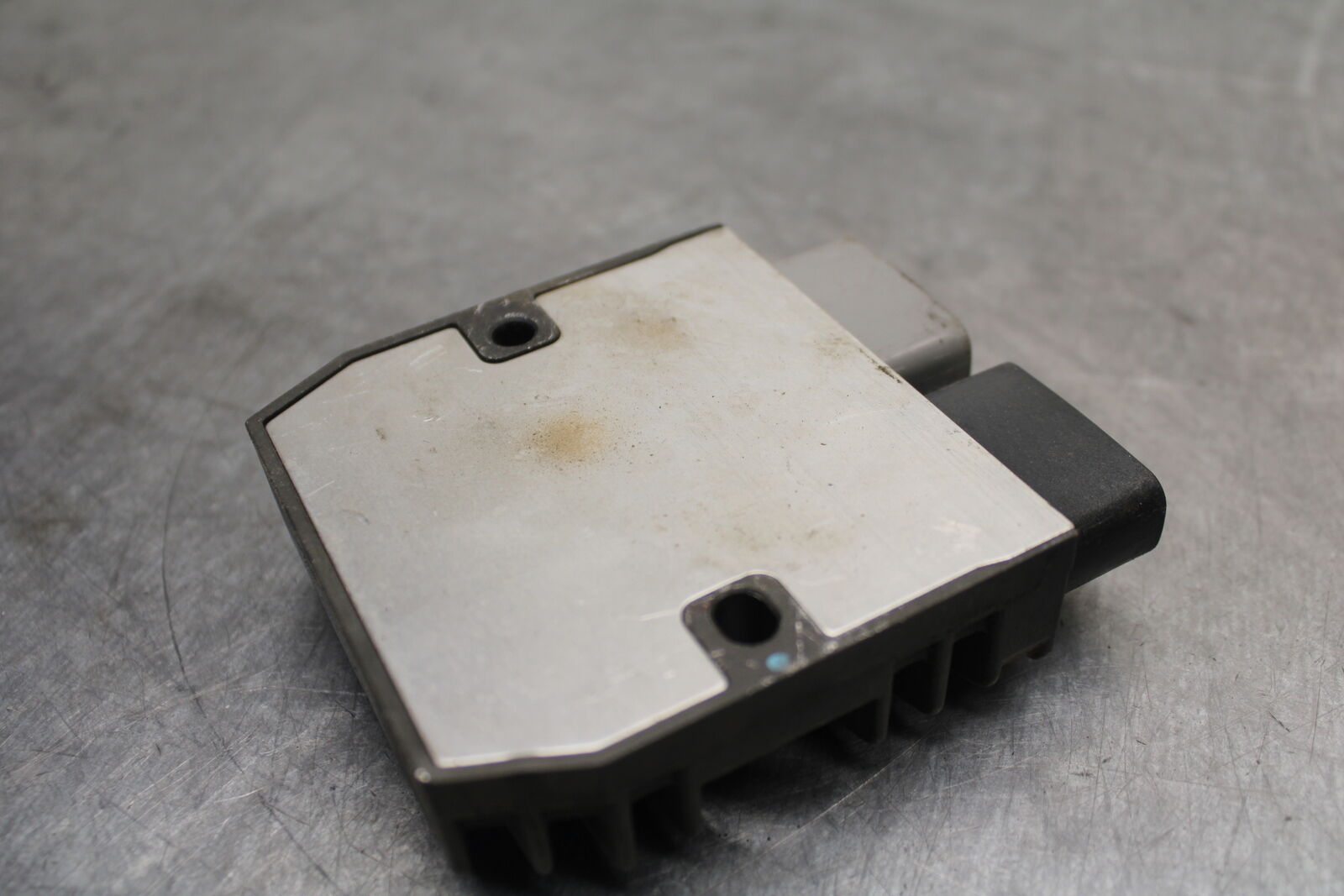 07-08 YAMAHA YZF R1 RECTIFIER VOLTAGE REGULATOR BB724