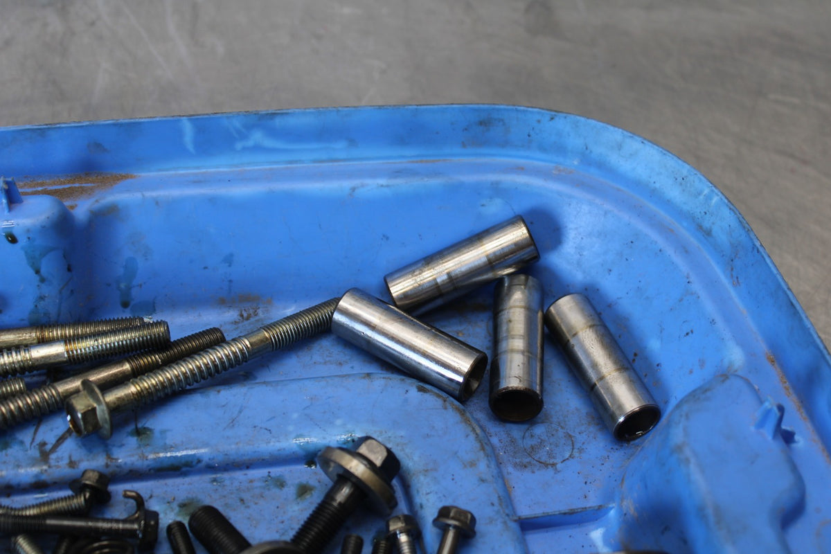 06-07 HONDA INTERCEPTOR 800 VFR800 ENGINE BOLTS HARDWARE MOTOR SCREWS BB917