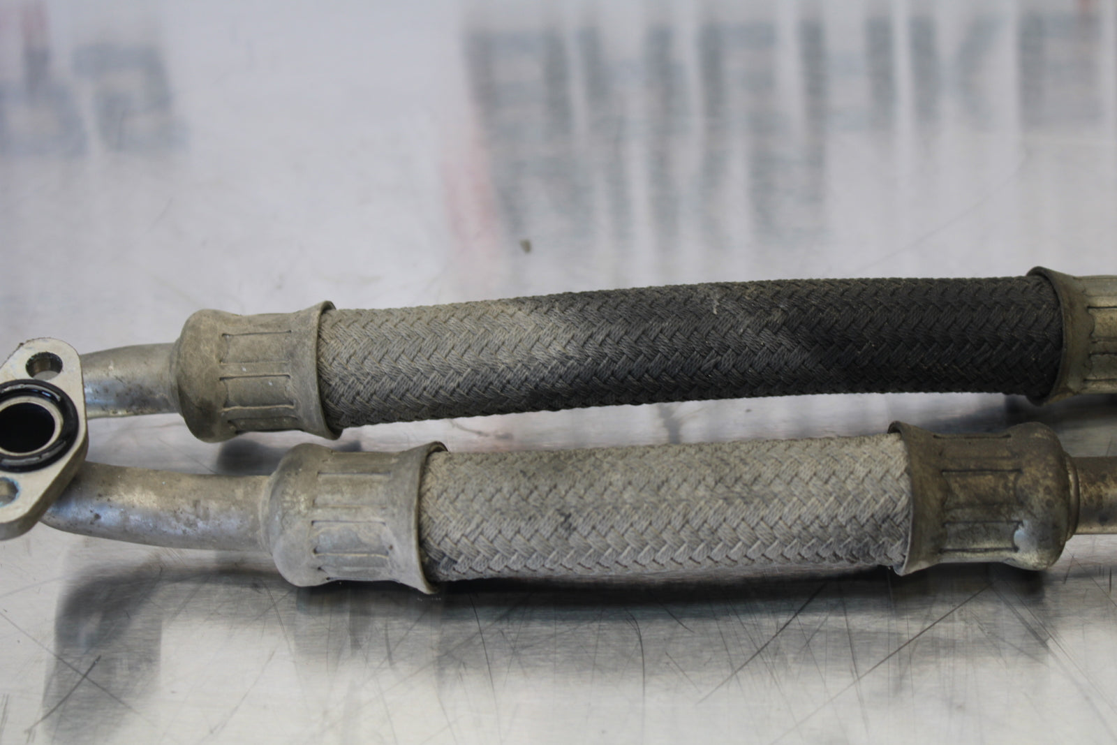 11 SUZUKI GSXR1000 ENGINE MOTOR OIL COOLER HOSES BB142