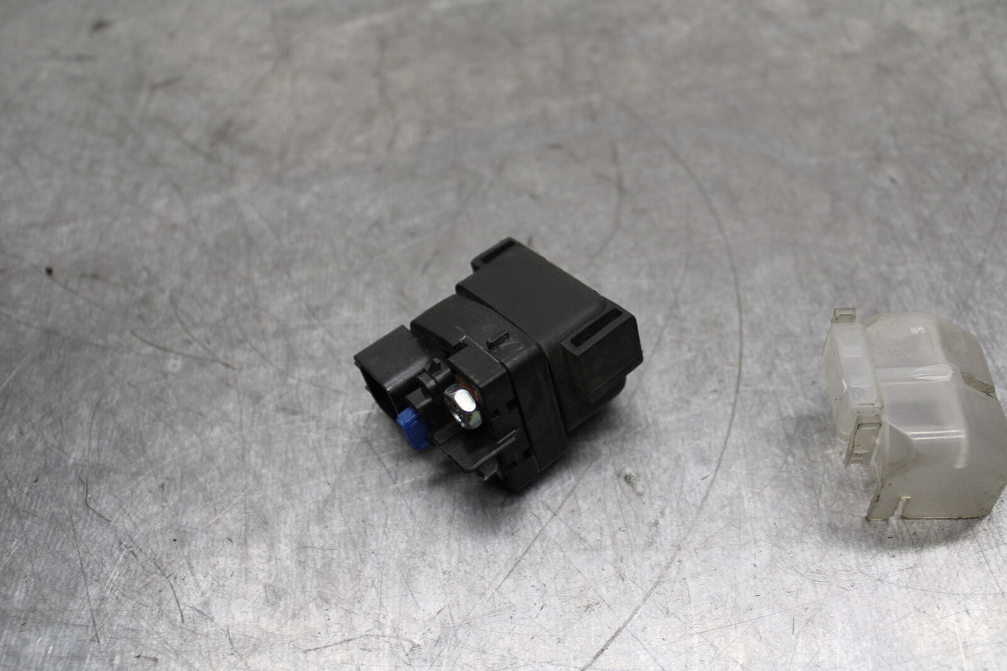 06-07 SUZUKI GSXR 600 ENGINE STARTER RELAY STARTING MOTOR SWITCH BB737