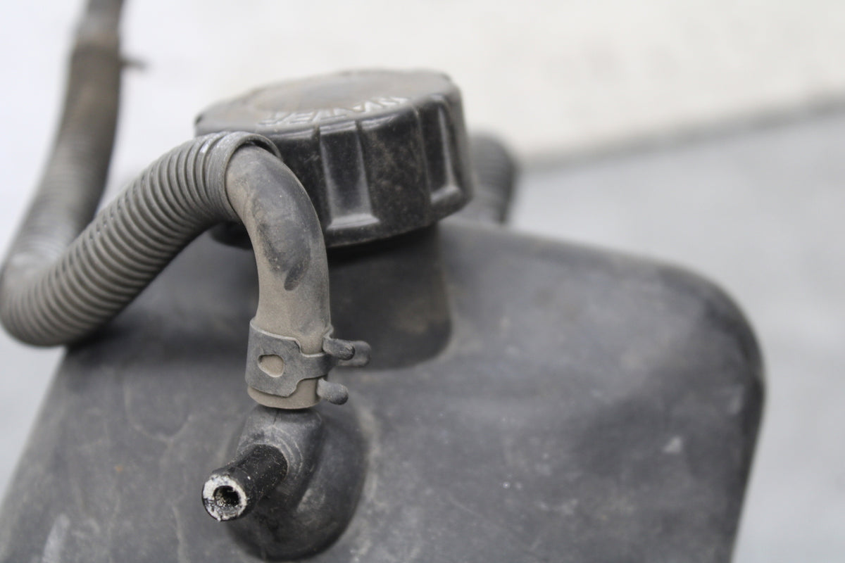 85-86 SUZUKI MADURA 1200 COOLANT WATER TANK RESERVOIR BOTTLE  BB691