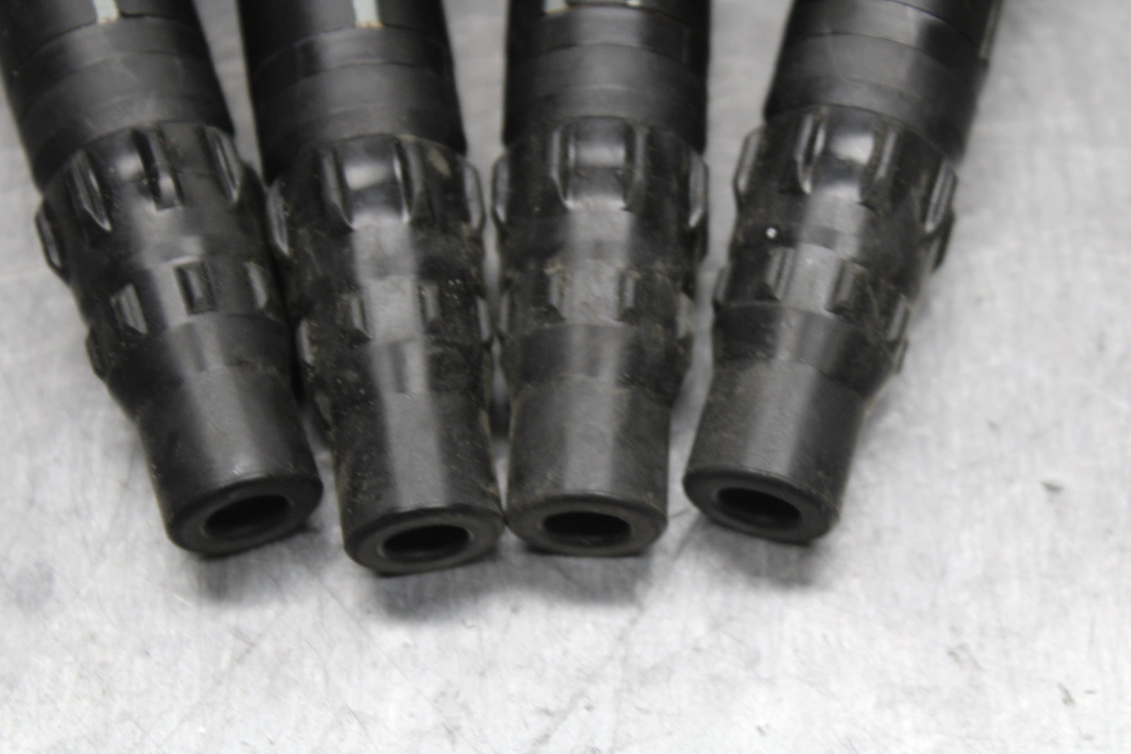 09-14 YAMAHA YZF R1 IGNITION COILS COIL SPARK PLUG CAPS BB119