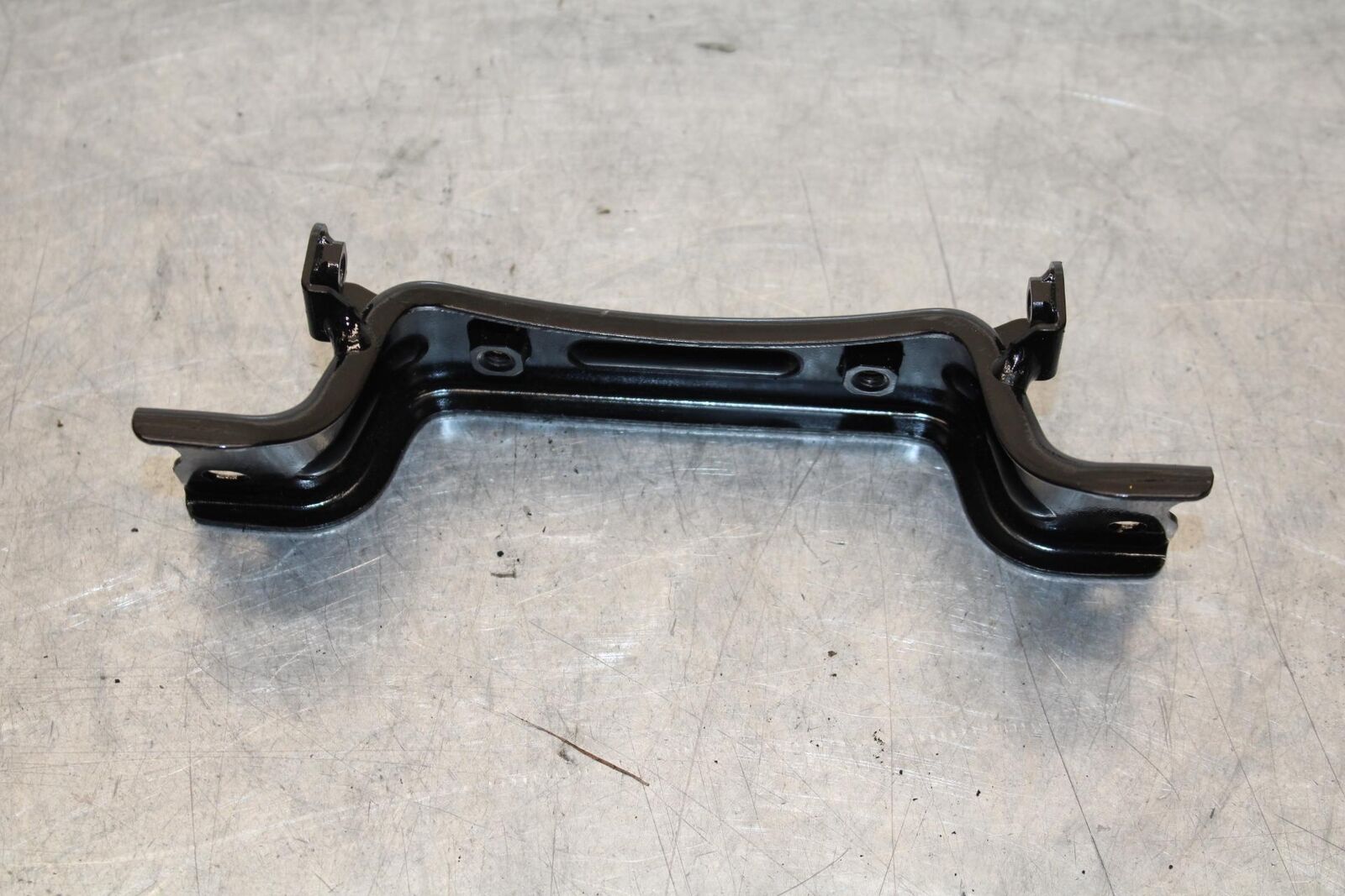 19-22 KAWASAKI Z400 GAS TANK FUEL CELL PETROL RESERVOIR BRACKET MOUNT BB70