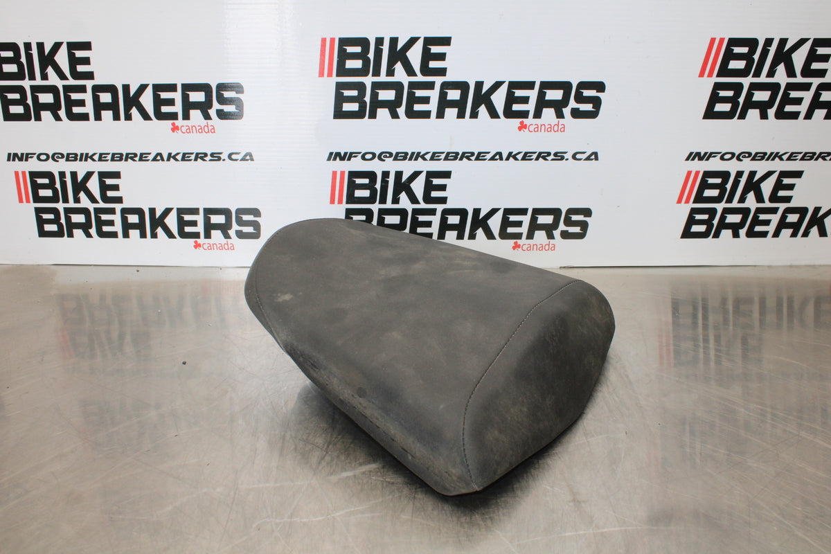 15-16 HONDA CB300F REAR BACK PASSENGER TANDEM SEAT PAD SADDLE PILLION BB150
