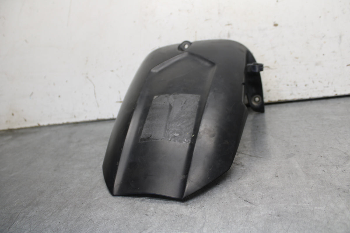 08-09 YAMAHA YZF R6S REAR BACK WHEEL TIRE HUGGER FENDER  BB690