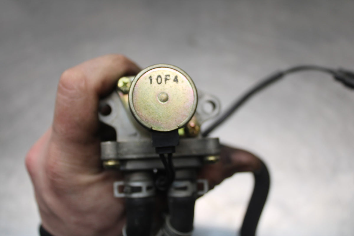 2006 Suzuki Boulevard C90 AIR VALVE SOLENOID TOP ENGINE SWITCH SENSOR BB849
