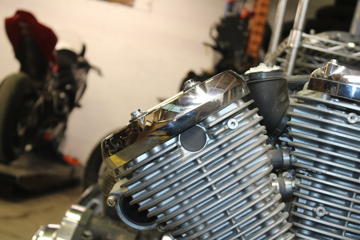 15 SUZUKI BOULEVARD C50 9376km!! ENGINE MOTOR BB775