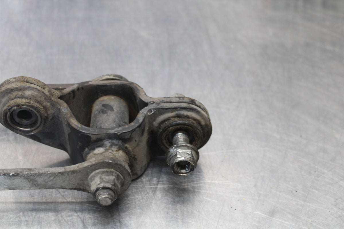 04-09 SUZUKI GS500F REAR DOGBONE SHOCK LINKAGE LINK BB165