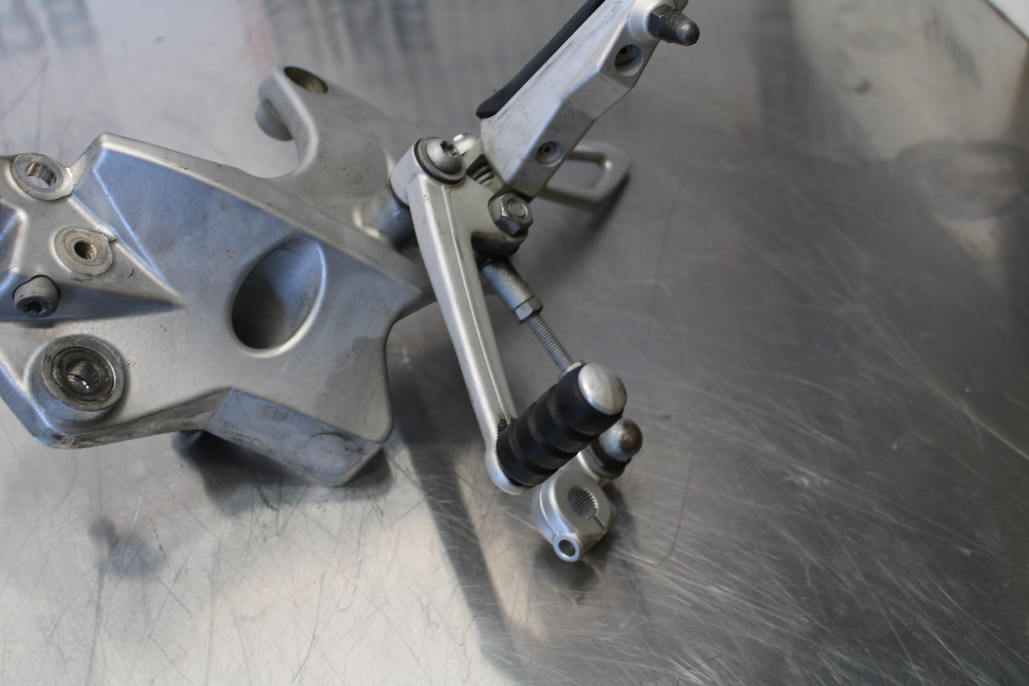 06-12 BMW F800ST LEFT REARSET REAR SET FOOT PEG W SHIFTER BB144