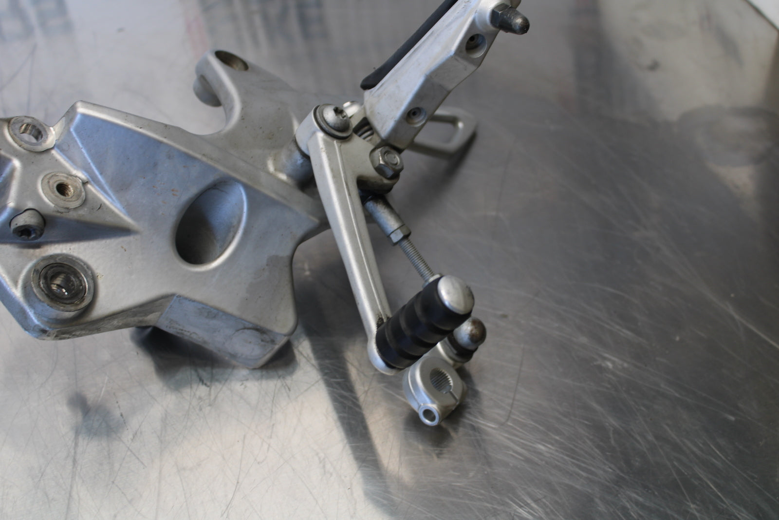 06-12 BMW F800ST LEFT REARSET REAR SET FOOT PEG W SHIFTER BB144