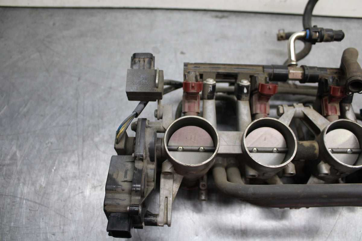 08-10 SUZUKI GSXR 600 MAIN FUEL INJECTORS / THROTTLE BODIES BB753