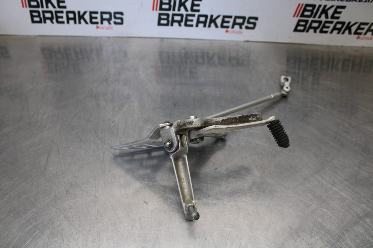 08-09 YAMAHA YZF R6S LEFT REARSET REAR SET DRIVER FOOT PEG REST STOP BB690