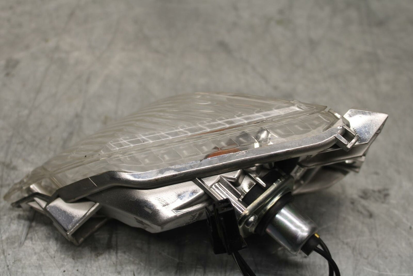 15-21 SUZUKI GSXR600 RIGHT REAR BACK TURN SIGNAL LIGHT INDICATOR BB418