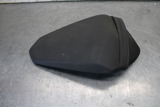 18-23 KAWASAKI NINJA 400 REAR BACK PASSENGER TANDEM SEAT PAD  BB679
