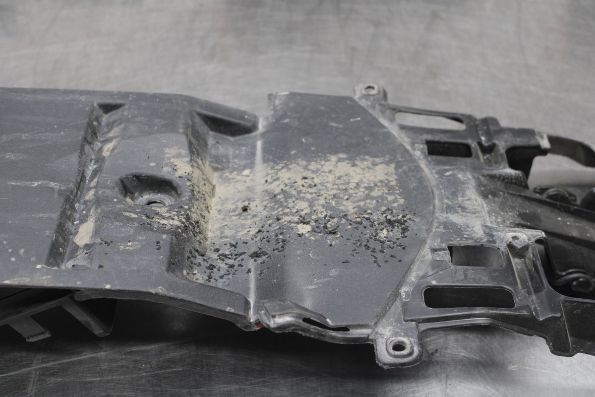 11-24 SUZUKI GSXR750 REAR BACK TAIL UNDERTAIL BATTERY TRAY PLASTIC BB879