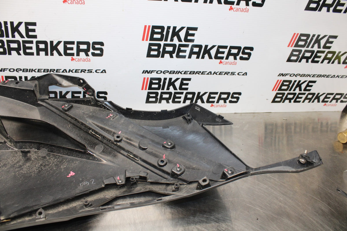 13-17 KAWASAKI NINJA 300 EX300 ABS LEFT MID UPPER SIDE FAIRING COWL BB187