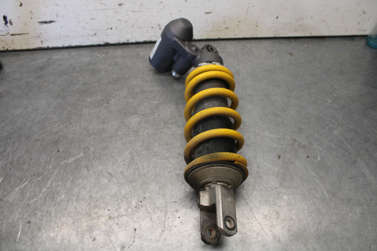 05-06 SUZUKI GSXR1000 REAR BACK SHOCK ABSORBER SUSPENSION 62100-41G00-163 BB663