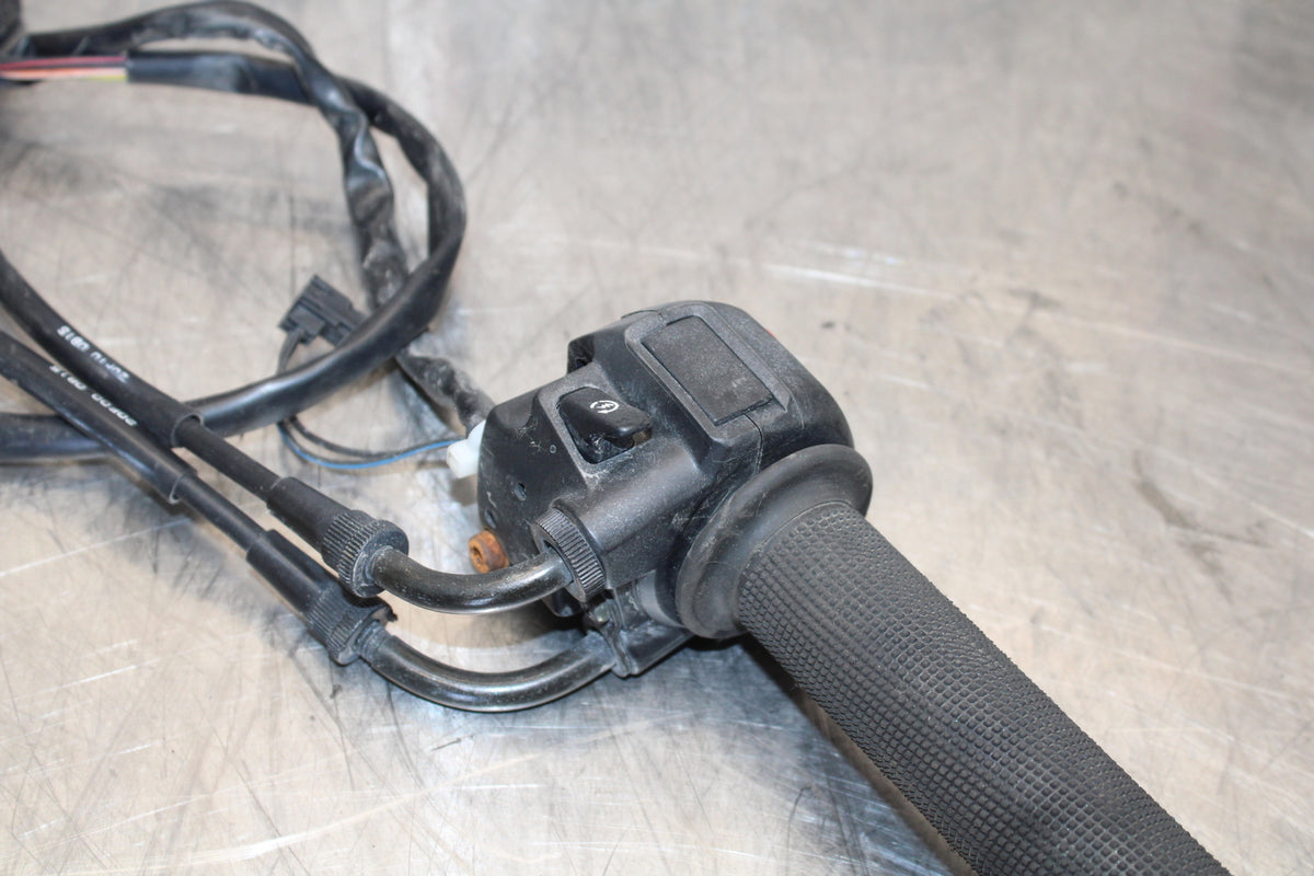 00 SUZUKI SV650 THROTTLE CABLE LINE HOUSING GUIDE BB156