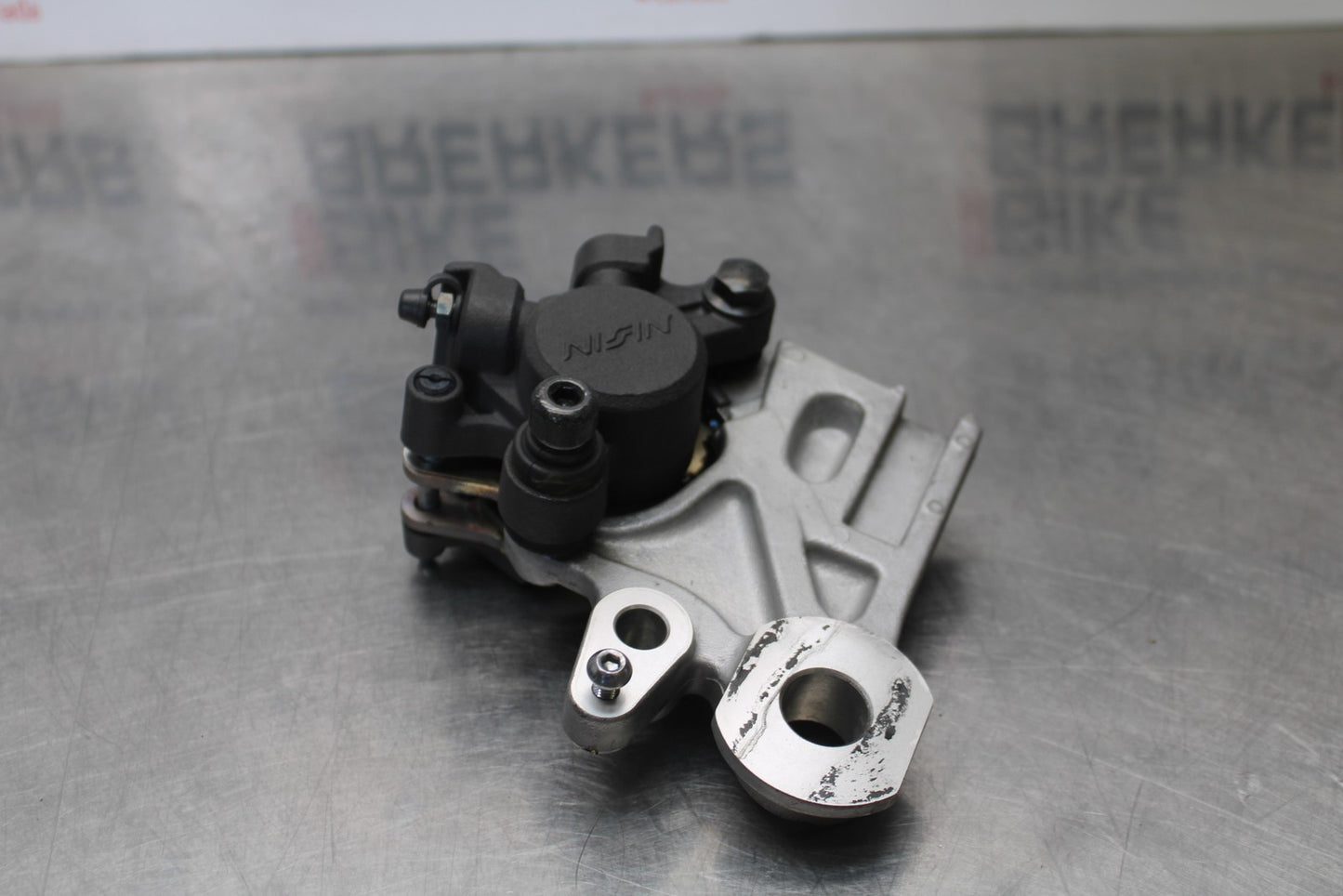 23-24 YAMAHA MT-07 REAR BACK BRAKE CALIPER W MOUNT BRACKET BB194