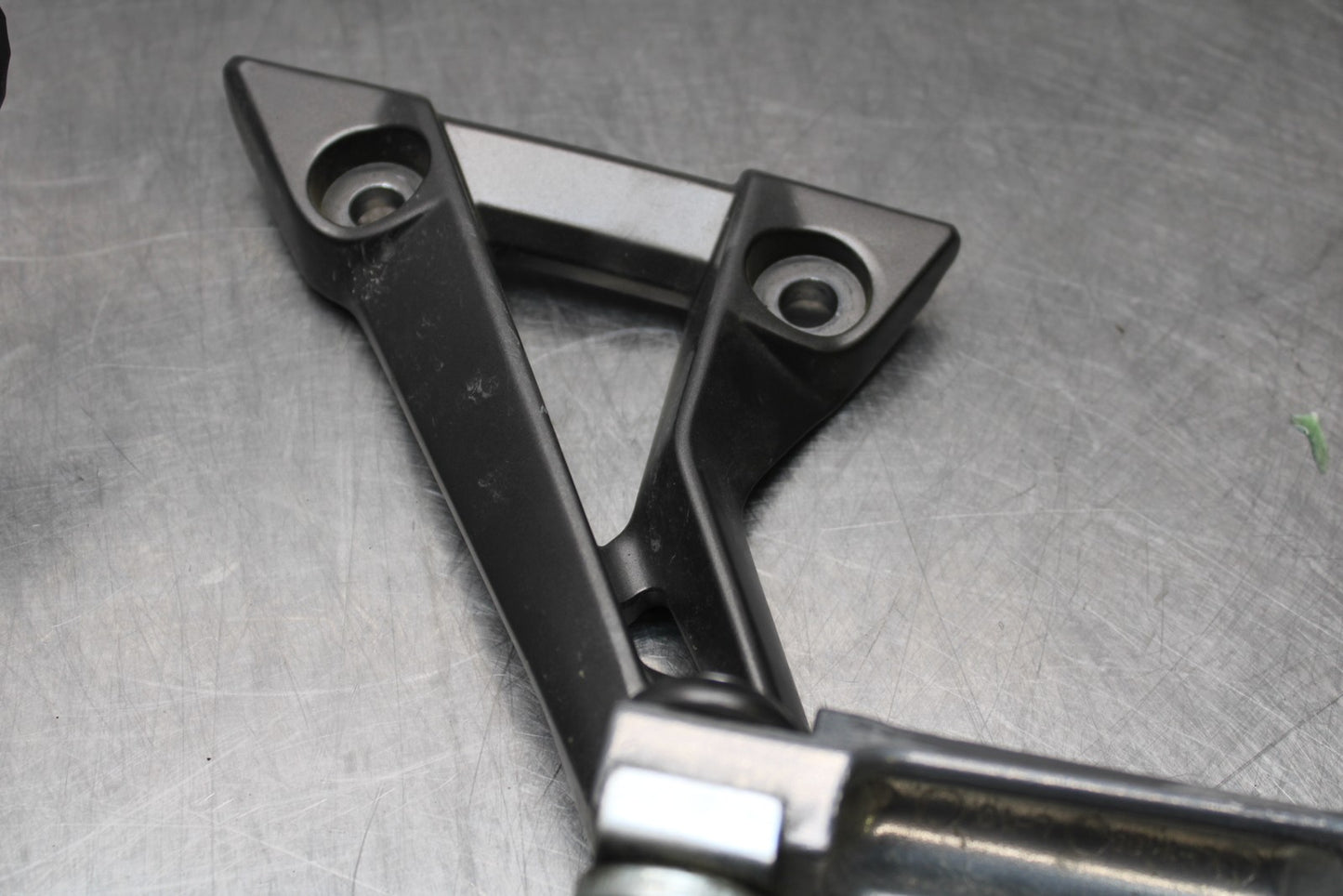 13-17 KAWASAKI NINJA 300 EX300 ABS REAR BACK PASSENGER PEG SET PAIR BB187