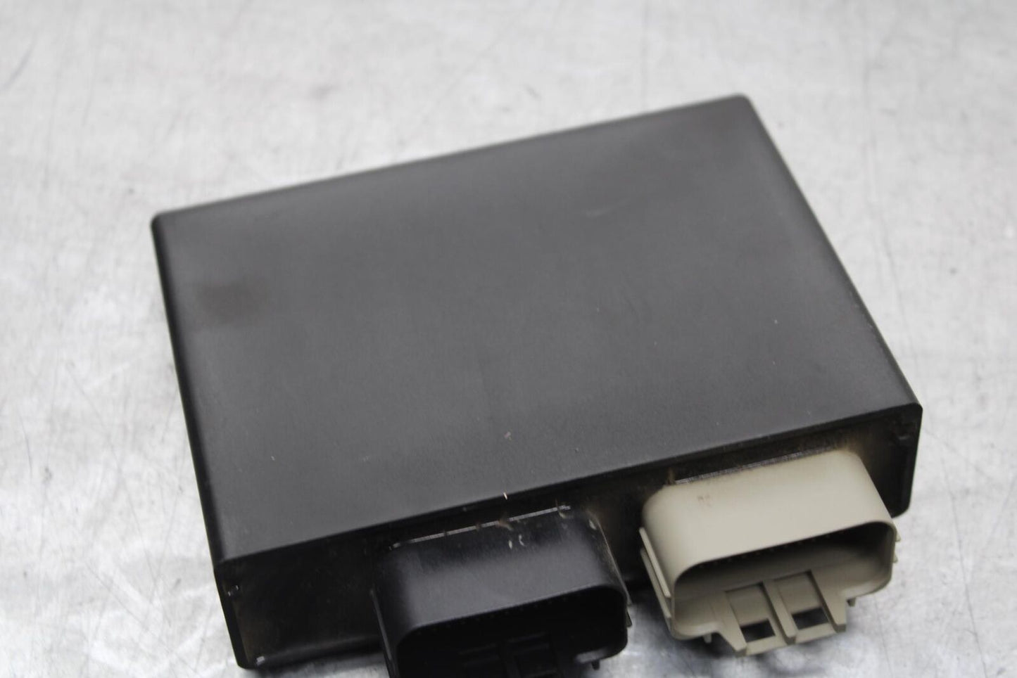 2015 Suzuki GSXR750 ECU COMPUTER CONTROLLER UNIT CDI  32920-15J81 BB595