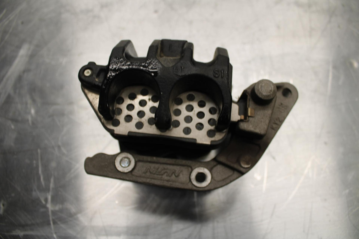 17-23 SUZUKI GSXR 250 GSX250RL8 FRONT BRAKE CALIPER BB490