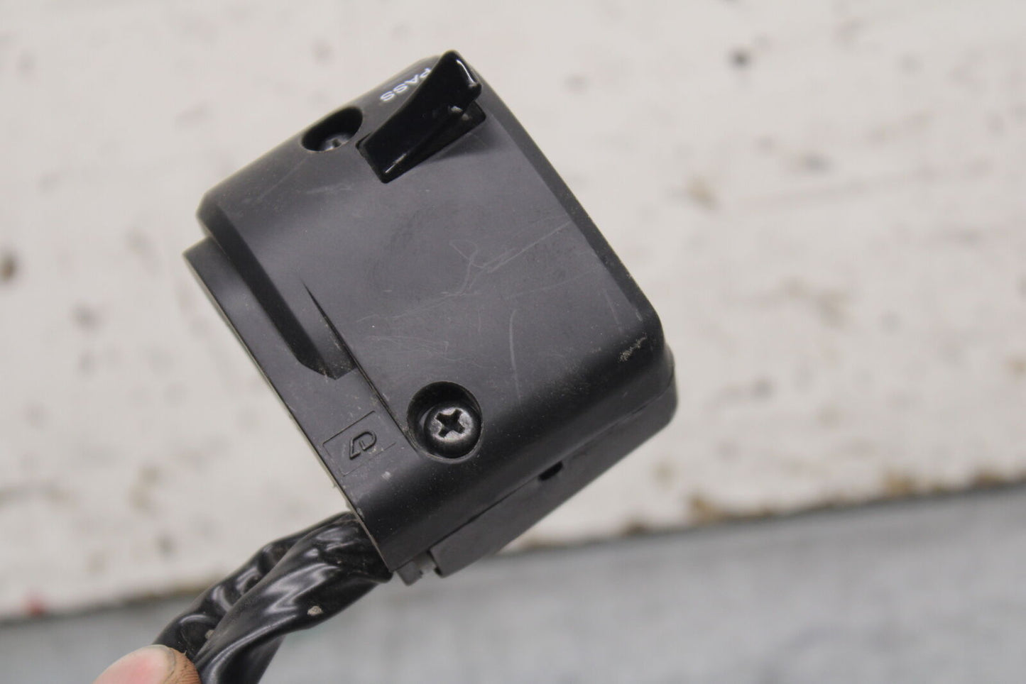 18-23 KAWASAKI NINJA 400 EX400 ABS LEFT CLIP ON HANDLE HORN SIGNALS SWITCH BB747