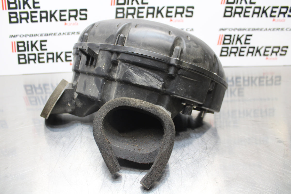 11 SUZUKI GSXR1000 AIRBOX AIR INTAKE FILTER BOX BB142