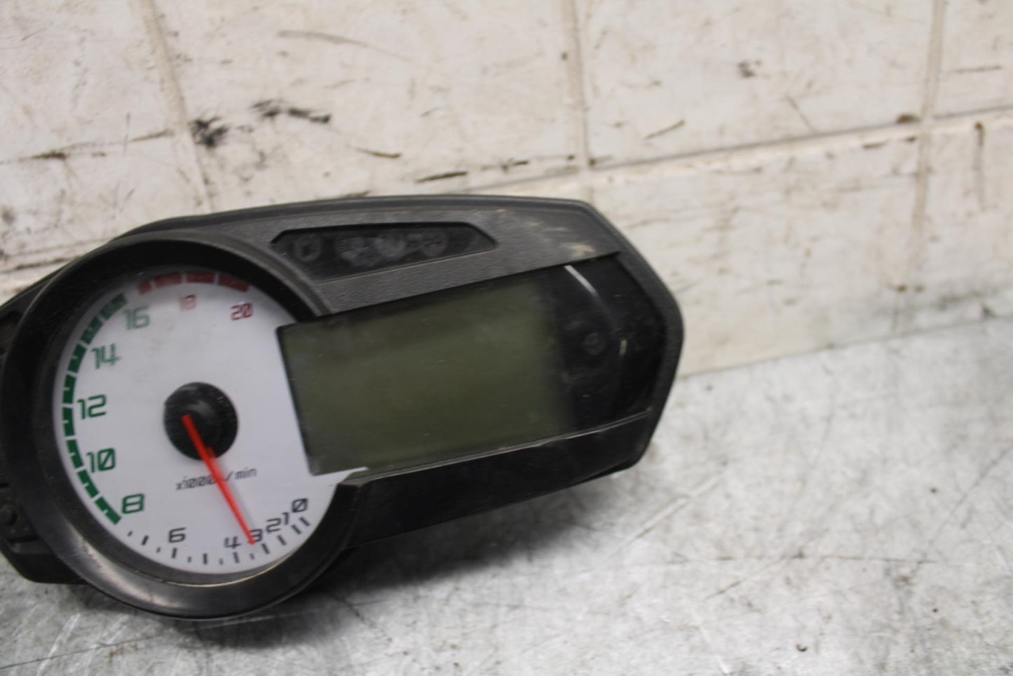 2009 Kawasaki Ninja ZX6R ZX600R SPEEDO  GAUGES DISPLAY CLUSTER SPEEDOMETER BB538