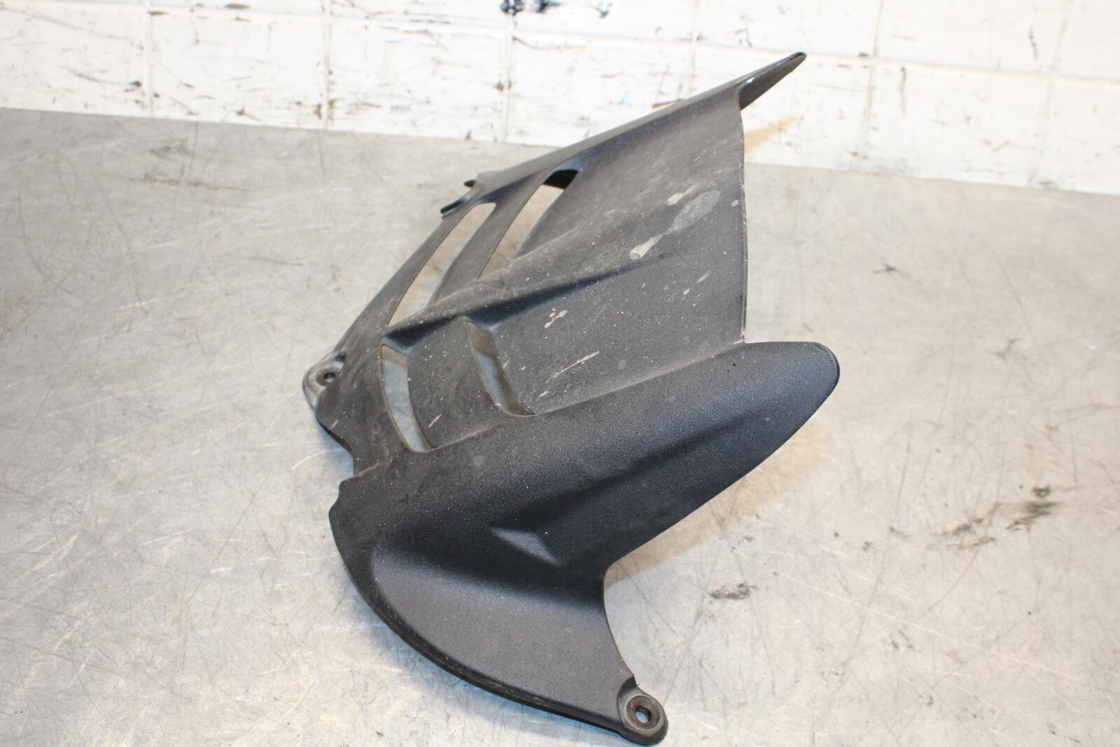 2009 Kawasaki Ninja ZX6R ZX600R REAR  WHEEL TIRE HUGGER FENDER  BB548