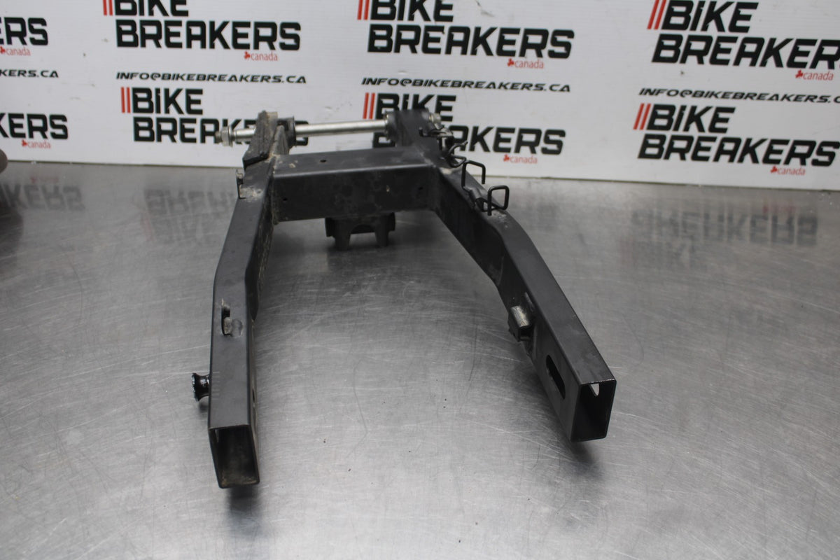 18-26 KAWASAKI Z400 REAR SWINGARM BACK SUSPENSION SWING ARM BB852
