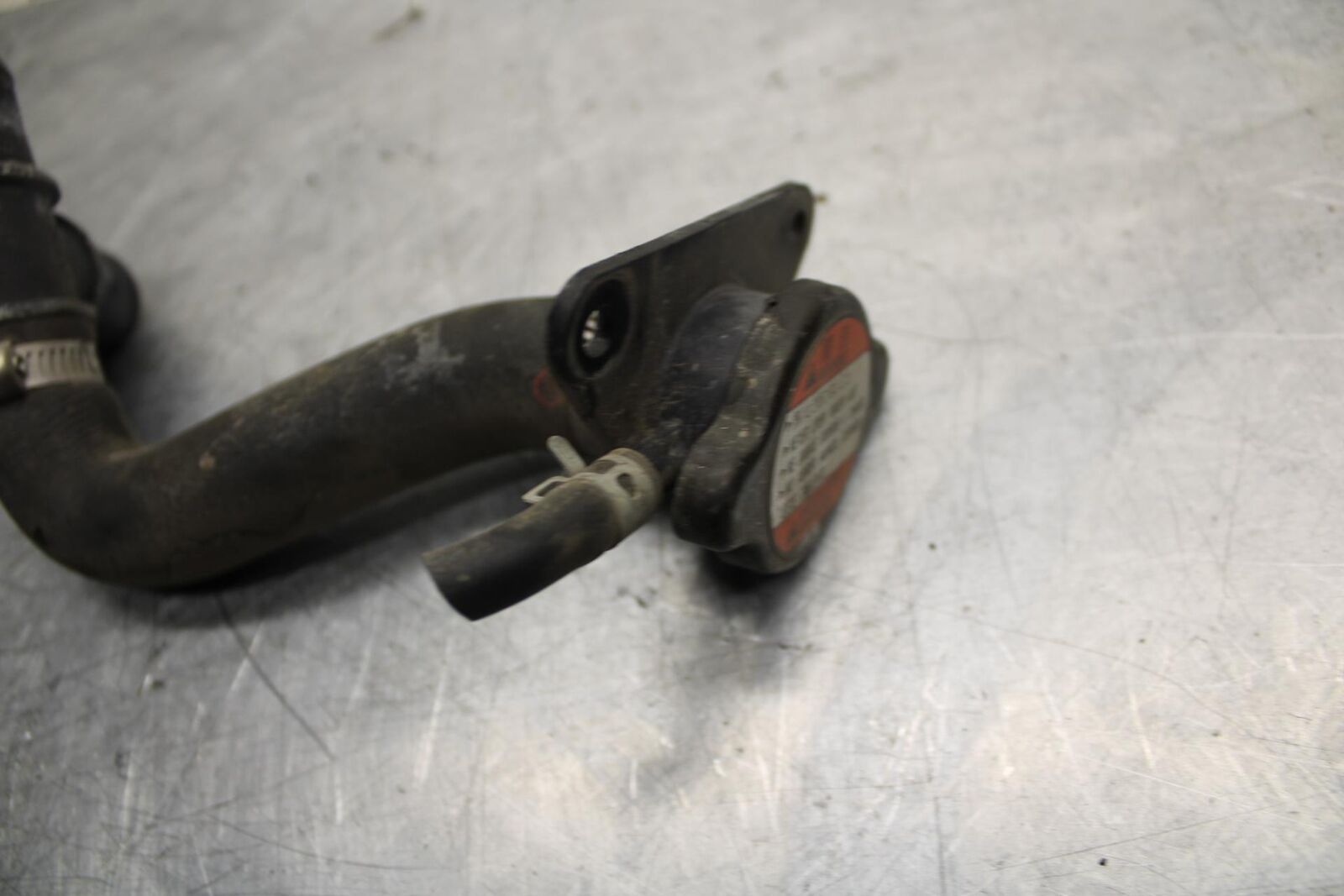 06-09 SUZUKI M109R BOULAVARD RADIATOR CAP BB501