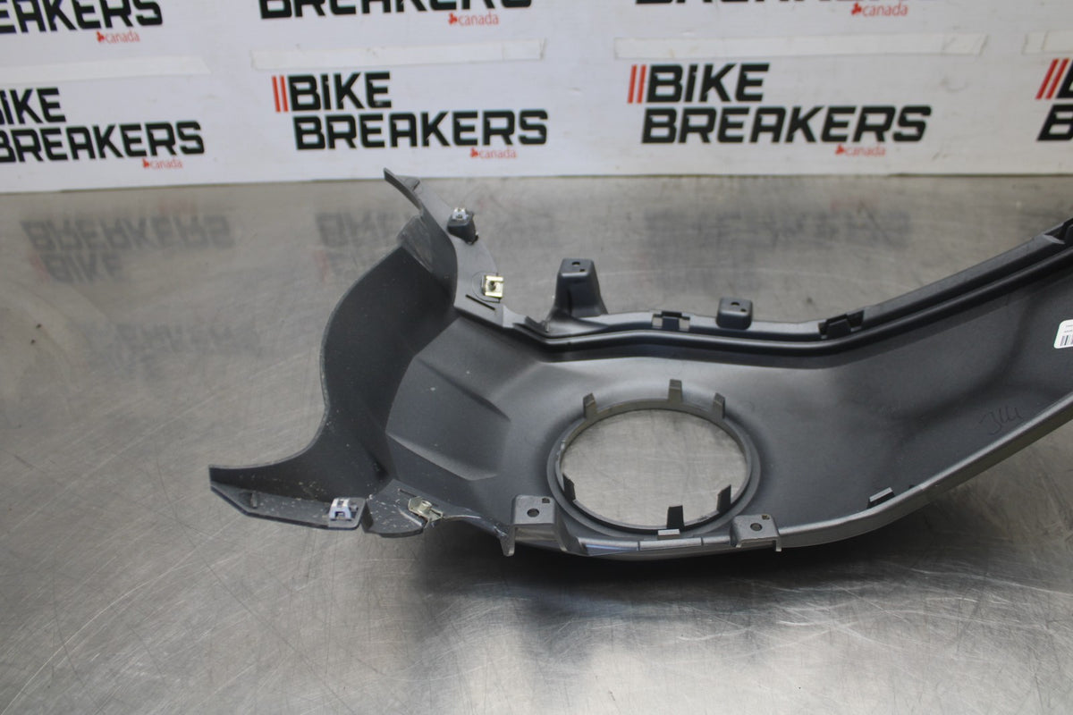 20-23 BMW F900R GAS TANK FUEL CELL COVER FAIRING COWL BB923