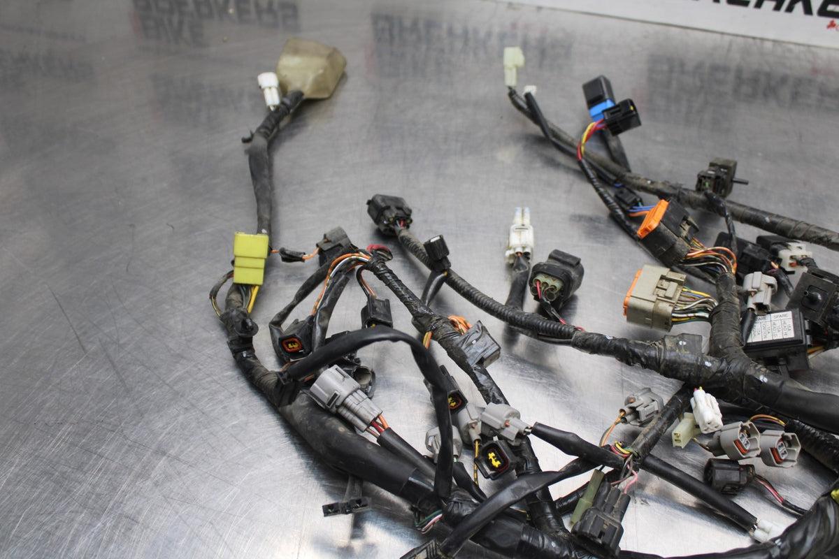 08-10 SUZUKI GSXR 600 MAIN ENGINE WIRING HARNESS MOTOR WIRE LOOM BB835