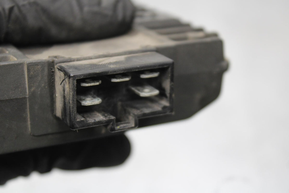 05 YAMAHA YZF R6S RECTIFIER VOLTAGE REGULATOR BB600
