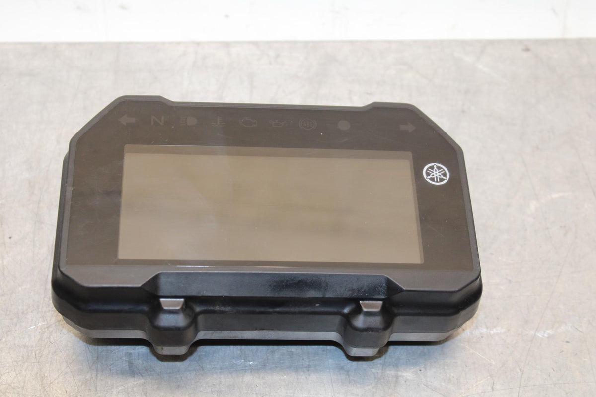 22-23 YAMAHA YZF R7 SPEEDO TACH GAUGES DISPLAY CLUSTER  BB583