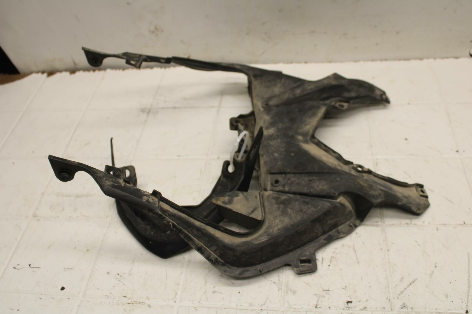 13-17 KAWASAKI NINJA ZX6R ZX636E REAR BACK TAIL UNDERTAIL FAIRING COWL  BB409